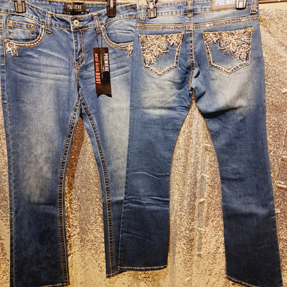 NWT bootcut Jeans